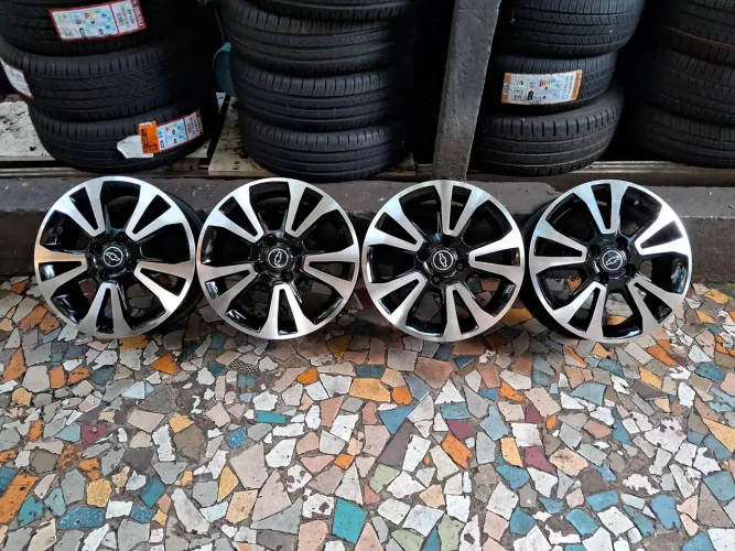 Jogo de rodas de liga leve aro 15/4 furos originais GM Onix Prisma e outros