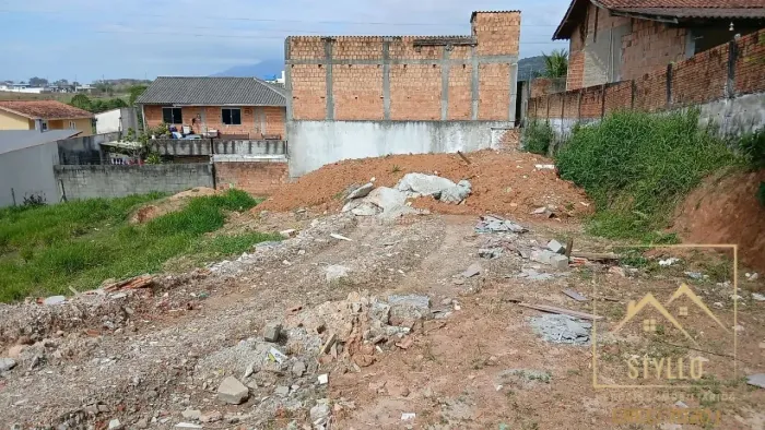 Excelente Terreno a venda, 360,00 m² - Loteamento Zenaide São José /SC