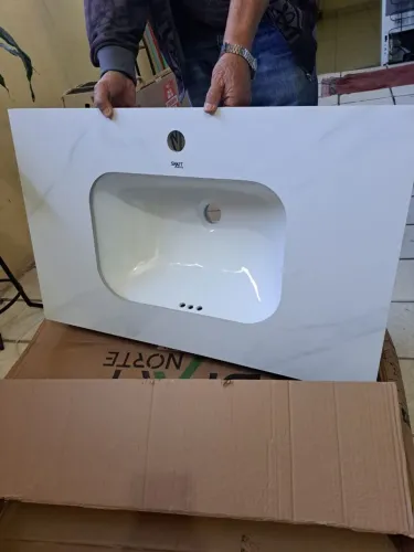 Bancada de banheiro com Cuba