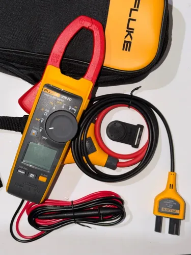 Alicate amperímetro Fluke 376 FC com Iflex