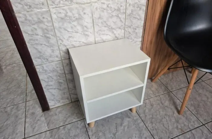 APARADOR/ CRIADO MUDO 