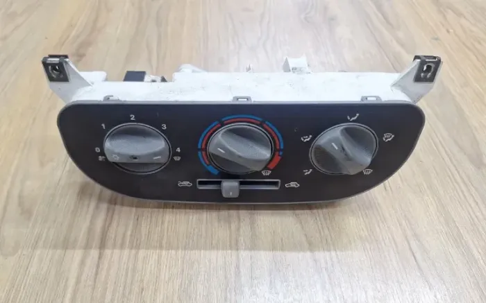 Comando Ar Condicionado Fiat Doblo 