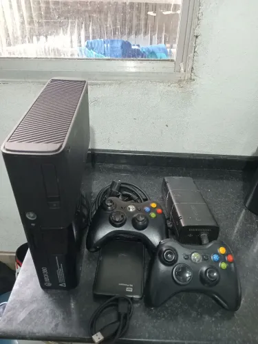 Xbox 360 super slim