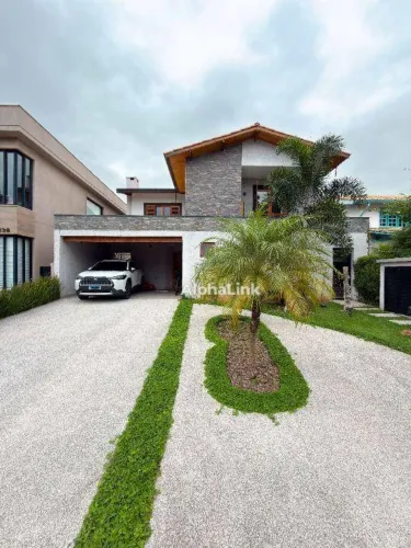 Casa com 4 dormitórios à venda, 300 m² por R$ 3.290.000,00 - Alphaville - Santana de Parna