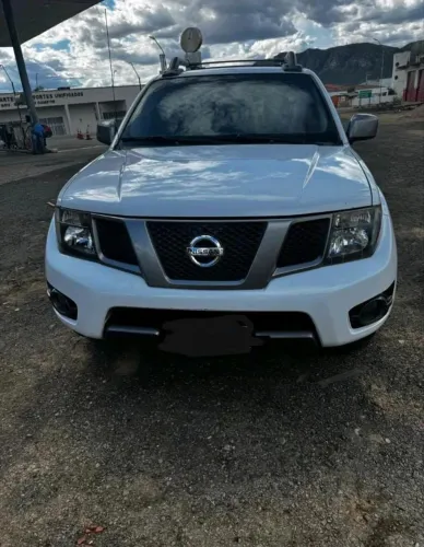 Nissan Frontier S CD 4X4 2.3 TB Diesel Mec. 2022