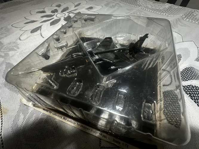 Sepecat Jaguar GR.Mk1A UK/FR - Miniatura Aviões de Combate a Jato Planeta De Agostini 1:72