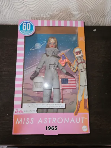 Barbie collector miss astronauta