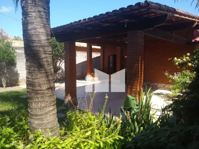 CASA EM INTERLAGOS 3 QUARTOS - QUINTAL GRANDE