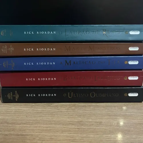 box percy jackson edição antiga