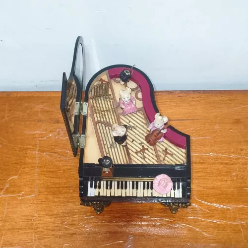 Caixa de Música Enesco Piano Ratinhos Music Mice-Tro Vintage (C/ Fonte)