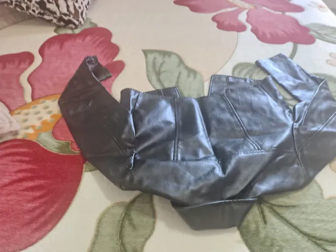 Jaqueta de couro preta