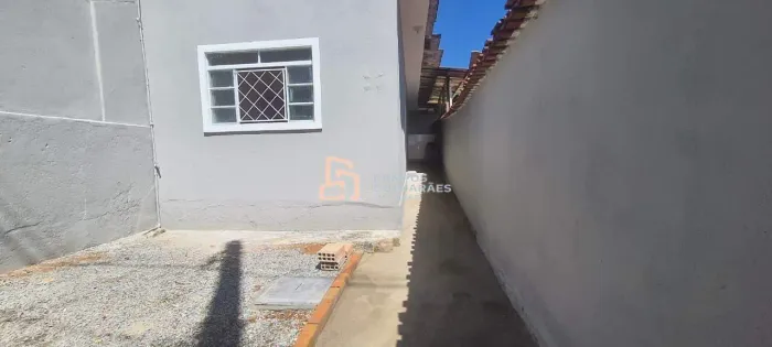 ÓTIMA CASA DE 1 QUARTO AMPLO, DE FÁCIL ACESSO AO BH DA EDUARDO GOMES