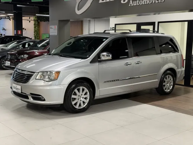 Chrysler Town & Country Limited 3.8 /3.6 V6 Aut. 2011