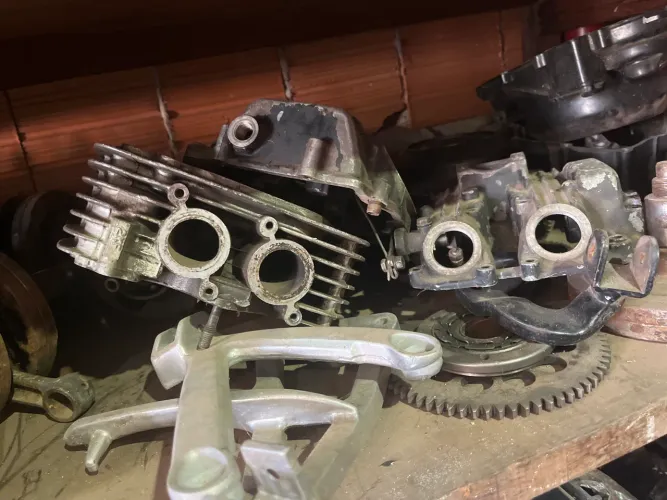 Peça da Ténéré 600 Yamaha