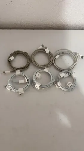 Cabos Originais Apple para iPhone - Novos e Semi-Novos