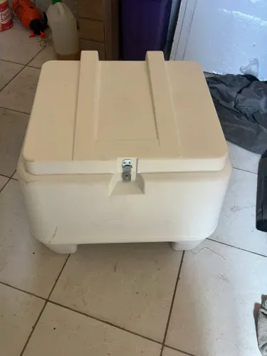 Baú 80 litros pro toro