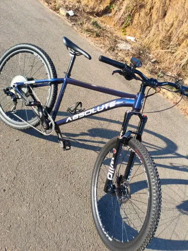 Bike absolute Nero 5 aro 29 suspensão Air wild 