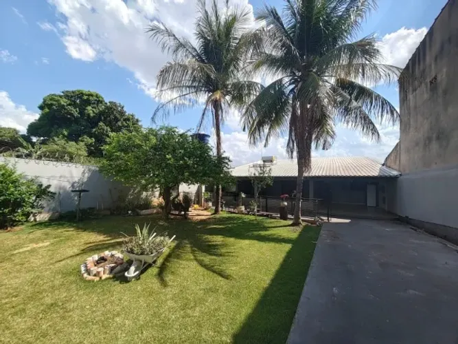 Casa 4 quartos a venda setor Santa Genoveva - Goiânia