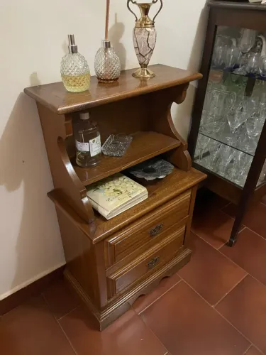 Armário em madeira Clássico