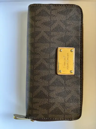 Carteira MIcahel Kors 