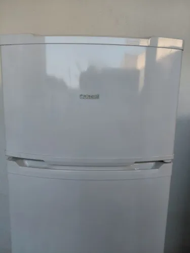 Geladeira consul 380 litros completa gelo seco funcionando perfeitamente com todas peças 