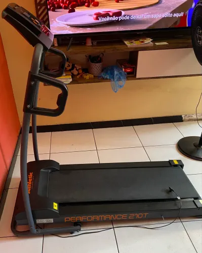 esteira athletic performance 210t seminova