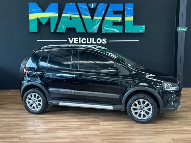Volkswagen Crossfox 1.6 MI Total Flex 8V 5P 2013