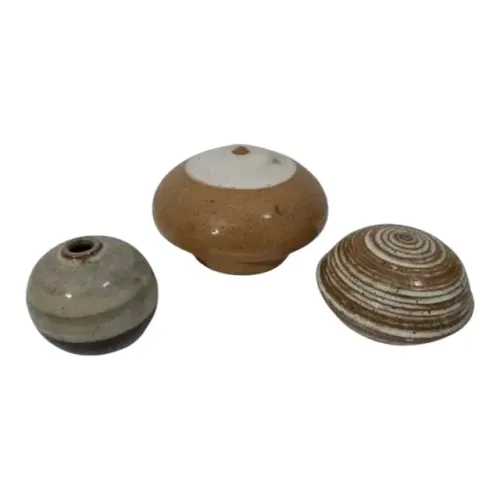 3 Cerâmicas Esmaltadas Decorativas - 2 Assinatura Ceramista
