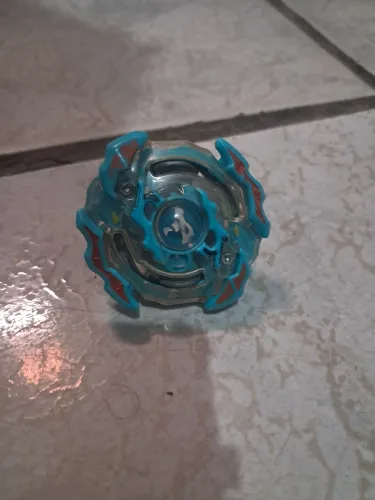 Beyblade burst Raging Roktavor R2 ORIGINAL acompanha lançador paralelo