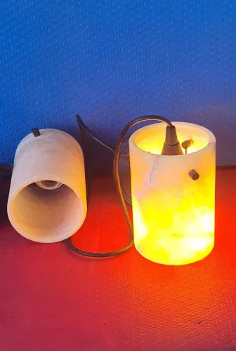Par de Luminárias Pendente em Pedra Natural (Alabastro) - Design Sofisticado