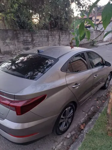 Hyundai HB20S Comfort Plus 1.0 TB Flex 12V AUT 2024