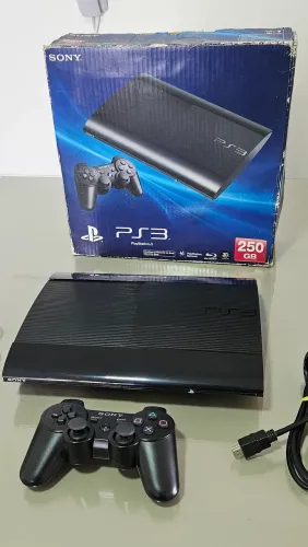 Playstation 3 (PS3) super slim impecável