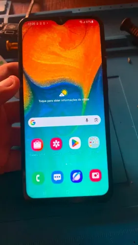 Samsung Galaxy A30 Barato - Funcionando (Com marcas de uso/defeito)