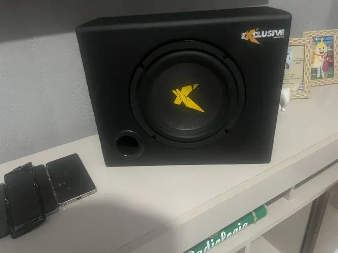 Vende-se caixa de som exclusive 