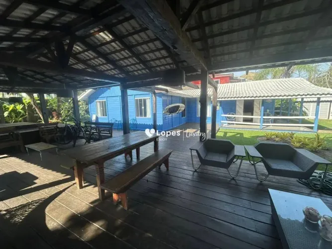 Casa com 4 quartos para alugar, 300 m por R$ 17.602/mês - Recreio dos Bandeirantes - Rio d
