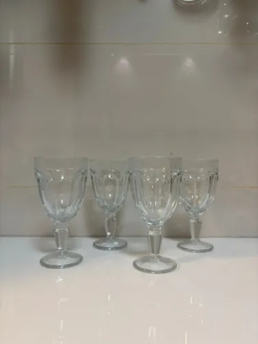 Conjunto de Taças de Vidro - 4 Peças