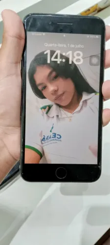 Vende-se iPhone 8 Plus