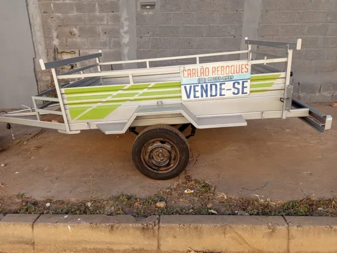 Carretinha<br>2000x1200x45<br>Valor 5,500,00
