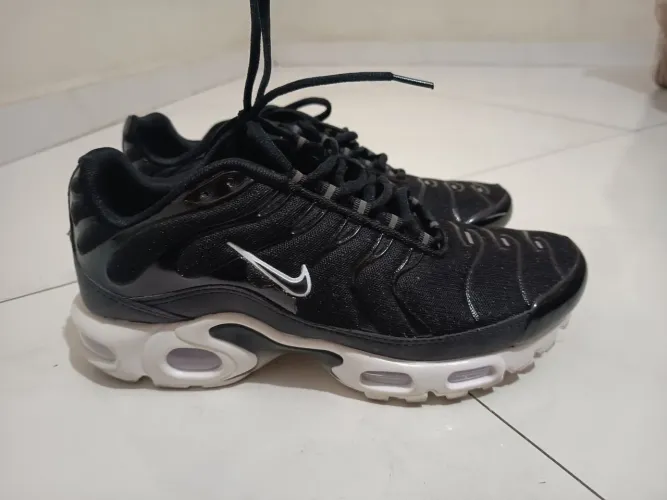 Tênis Nike Air Max Plus 42 EUR