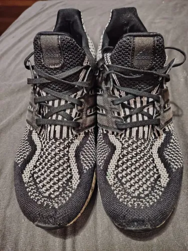 Tênis Adidas corrida Ultraboost Primeblue