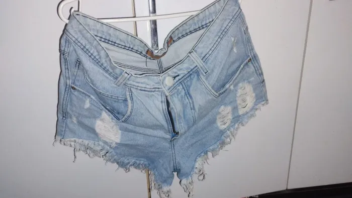 Short jeans
