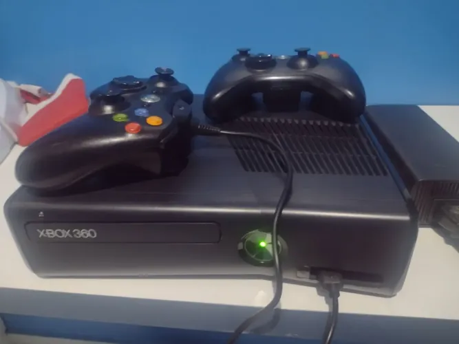 Xbox 360 Slim Desbloqueado - Pronto para jogar