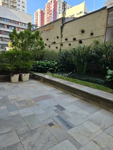 *Apartamento de 3 Quartos com Varanda em Sumarezinho, São Paulo*