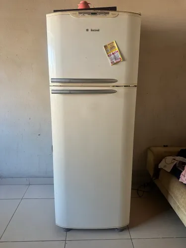 Geladeira frost free 