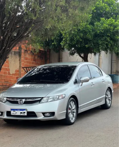 Honda Civic Sed. Lxl/lxl SE 1.8 Flex 16V Mec. 2011