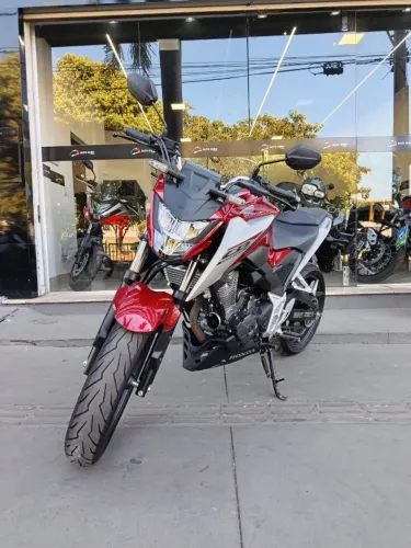 HONDA CB TWISTER 300 F