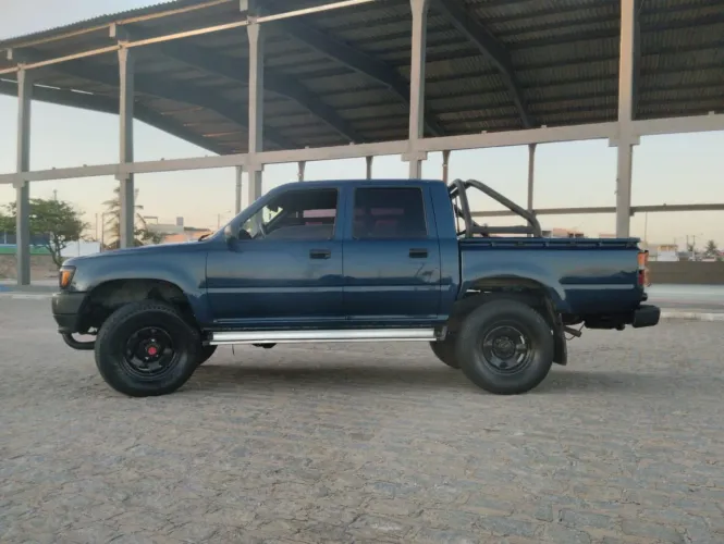 Toyota Hilux CD 4X4 2.8 Diesel Mec. 1993