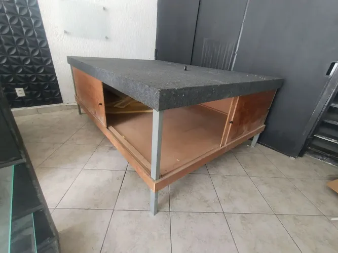 Bancada de Trabalho 2,35 x 1,75m