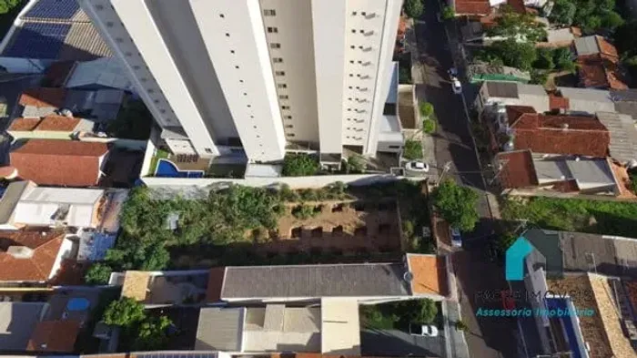 Terreno à venda, 1076 m², Araés, Cuiabá - MT
