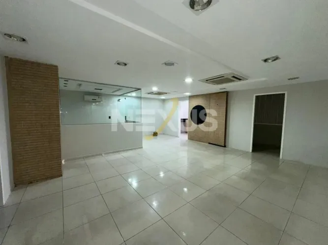 SALA COMERCIAL EM VITORIA